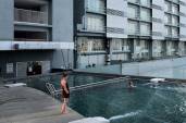 one-stop-residence-hotel-swimming-pool-011